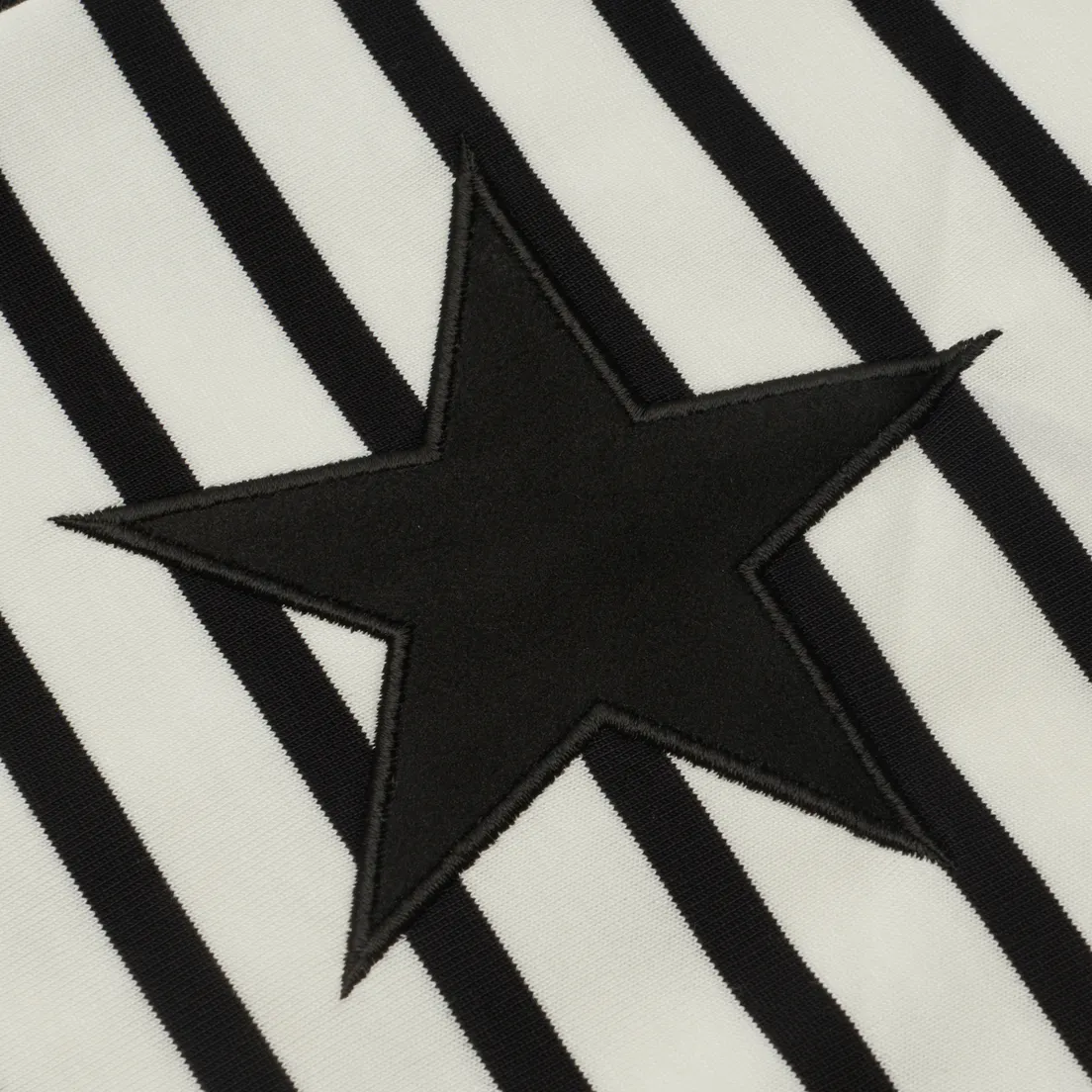 SOPHNET. Мужской лонгслив Baggy Star Elbow Patched