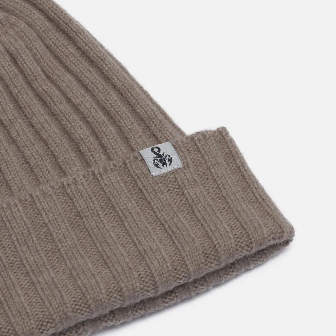 SOPHNET. Шапка Scorpion Knit