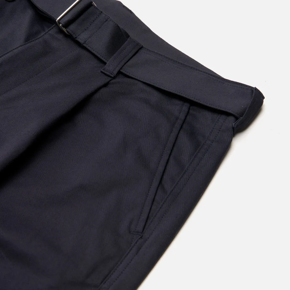SOPHNET. Мужские брюки Stretch Chino Belted Tuck Hem Code Tapered