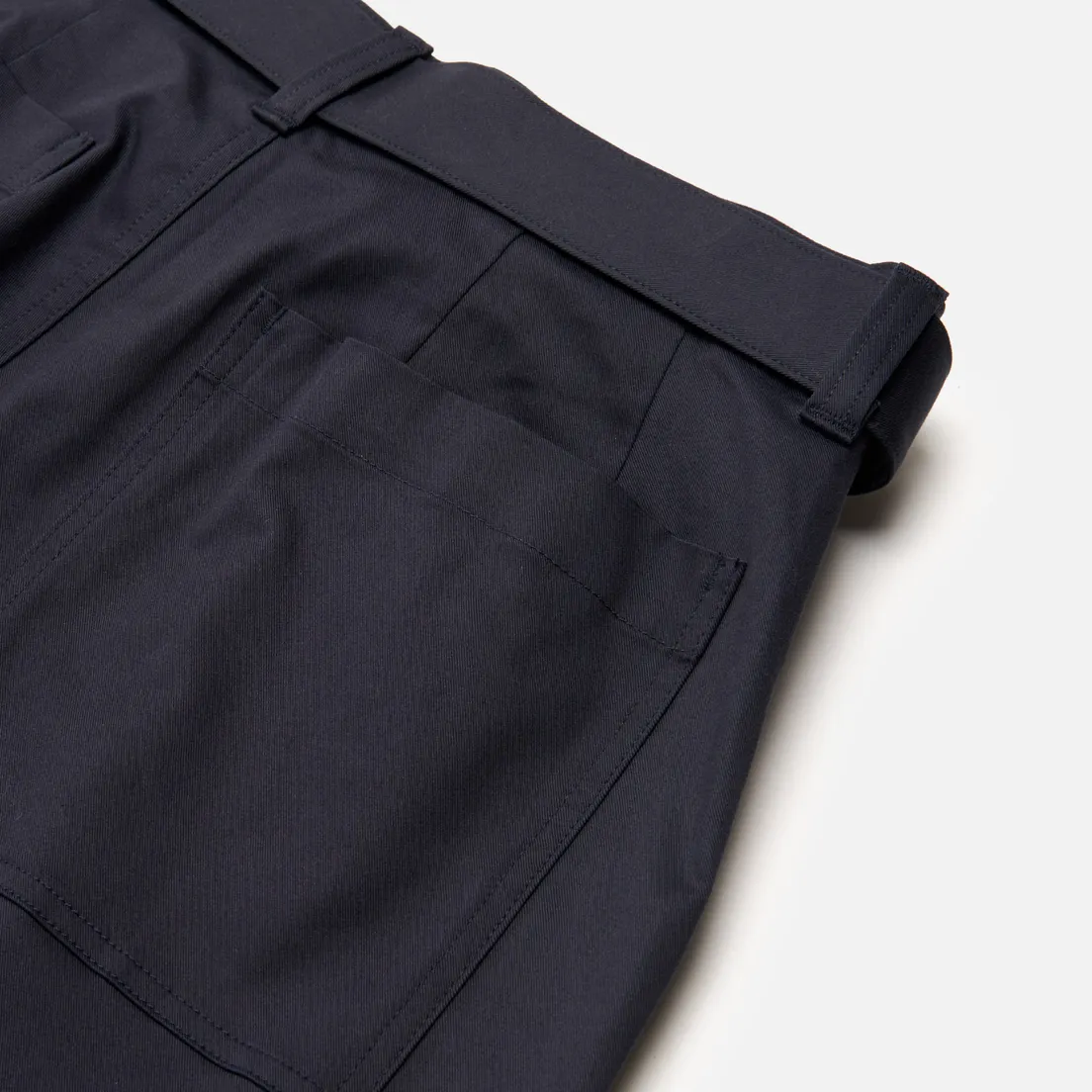 SOPHNET. Мужские брюки Stretch Chino Belted Tuck Hem Code Tapered