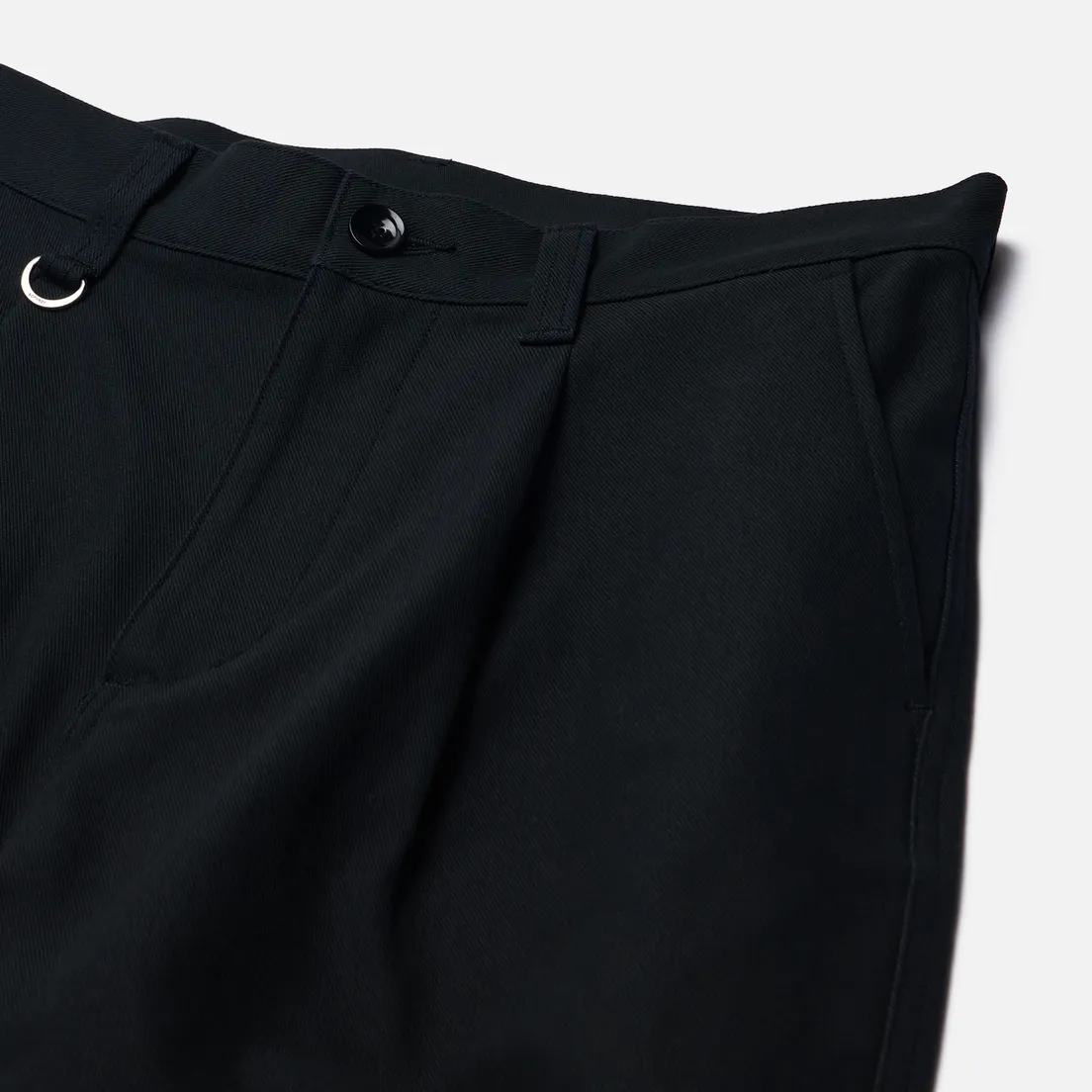 SOPHNET. Мужские брюки High Twisted Washer Cotton Serge 1Tuck Wide Tapered