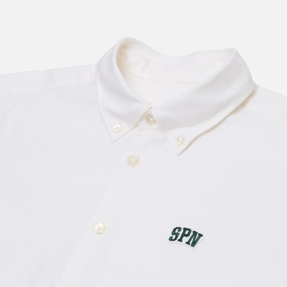 SOPHNET. Мужская рубашка SPN Wappen Regular Fit B.D.