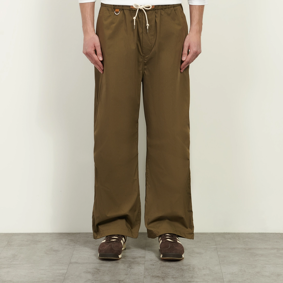 SOPHNET. Мужские брюки Light Poplin Over