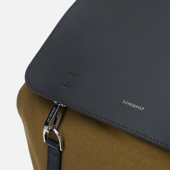 Рюкзак Sandqvist Hege Metal Hook Olive/Black Leather