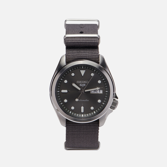 Наручные часы Seiko SRPE61K1S Seiko 5 Sports Grey/Silver/Grey