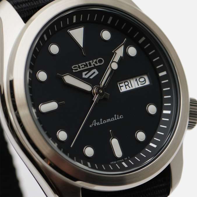 Наручные часы Seiko, цвет чёрный, размер UNI SRPE67K1S SRPE67K1S Seiko 5 Sports - фото 3