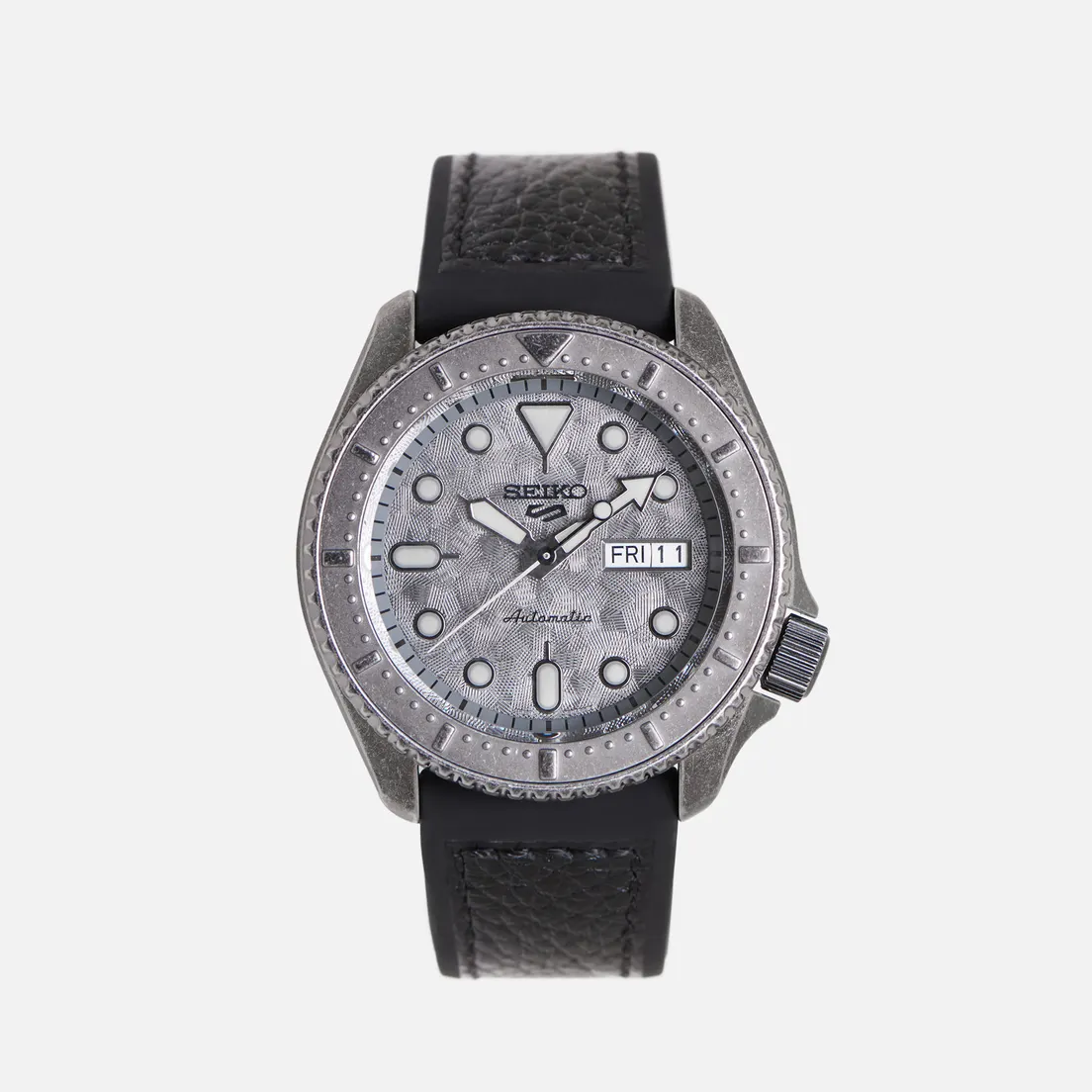 Seiko Наручные часы SRPE79K1S Seiko 5 Sports