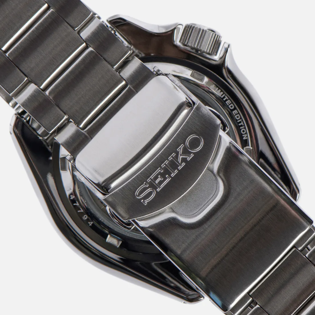 Seiko Наручные часы SRPG43K1S Seiko 5 Sports