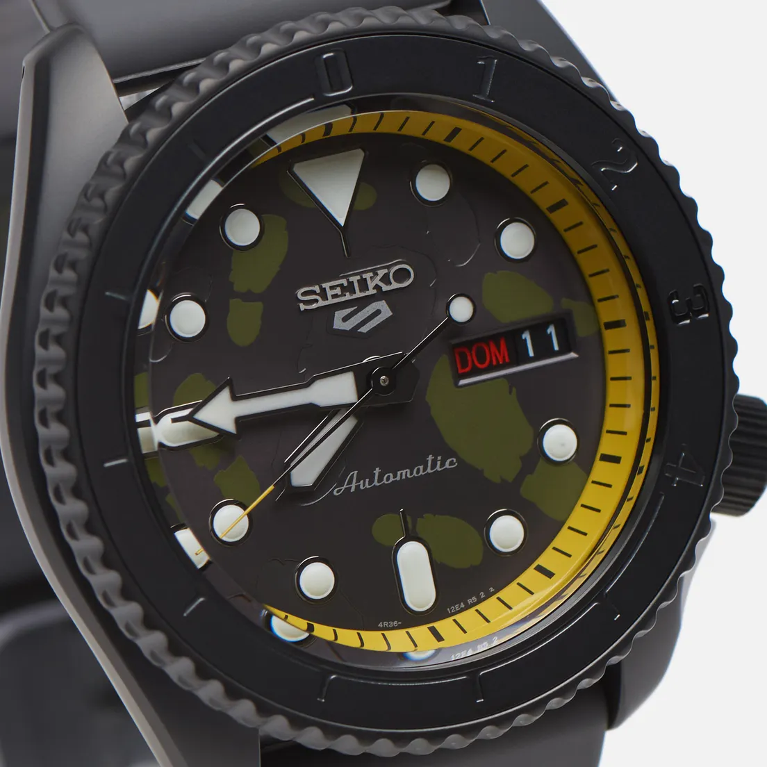 Seiko Наручные часы x One Piece Seiko 5 Sports Limited Edition