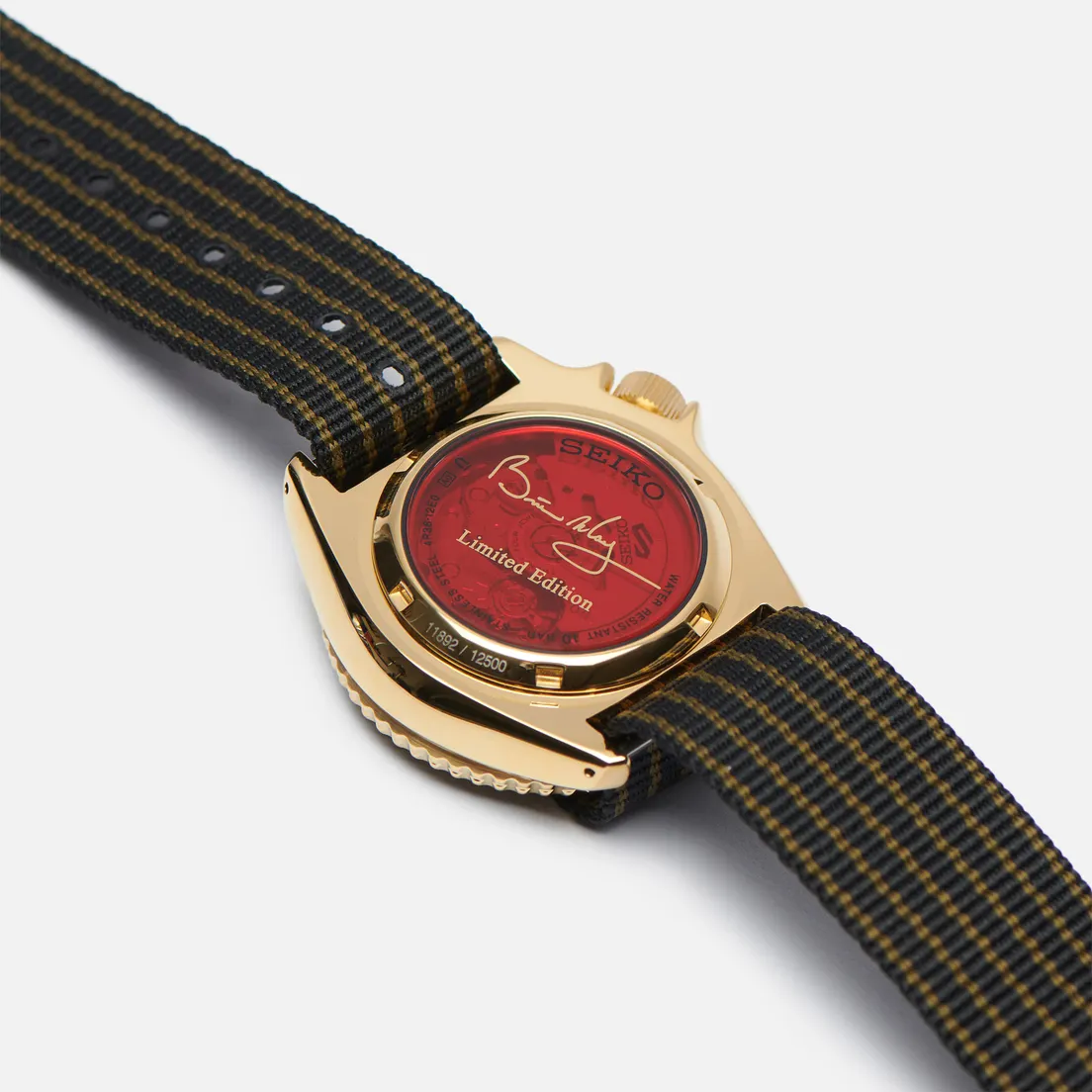 Seiko Наручные часы x Brian May SRPH80K1S Seiko 5 Sports Limited Edition