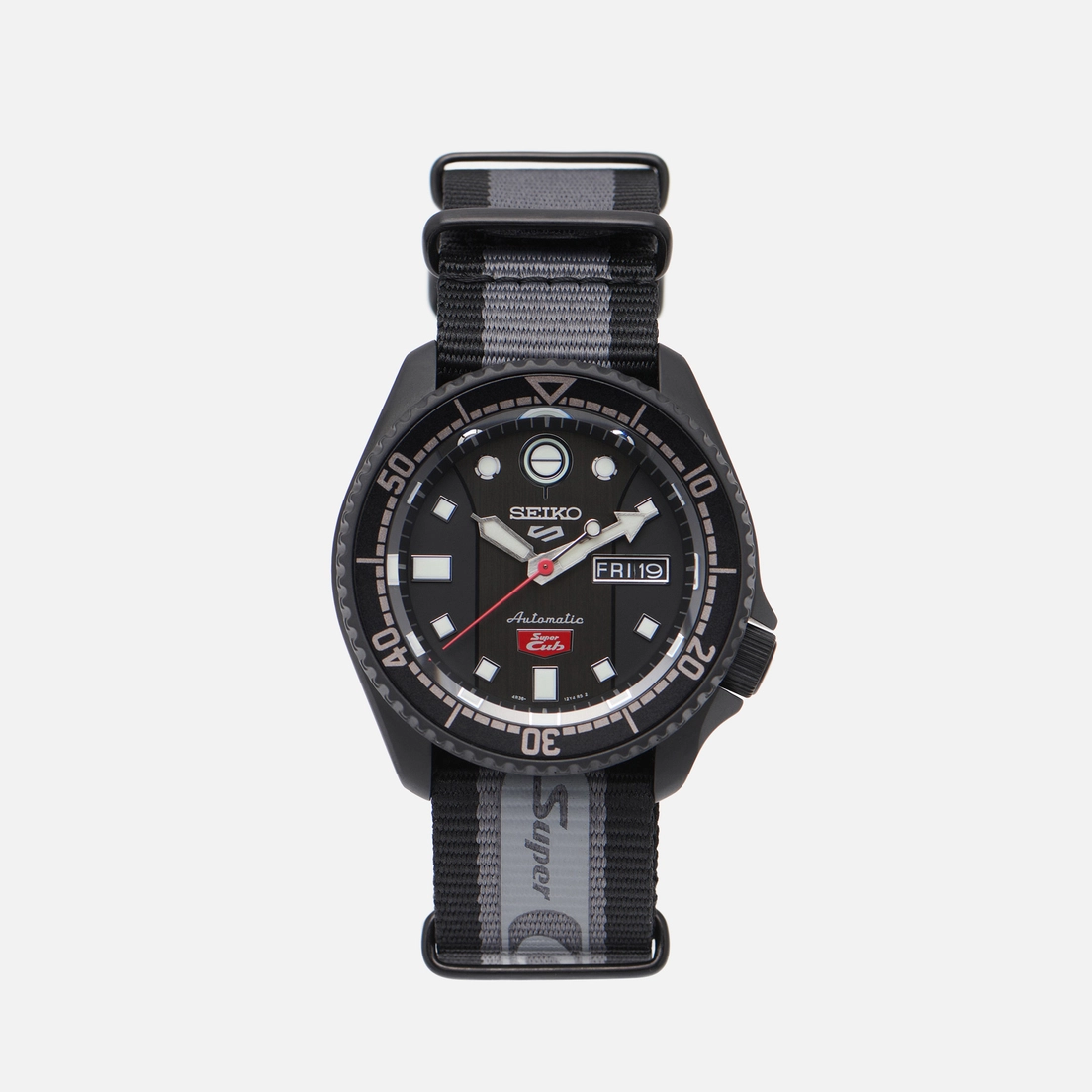 Seiko Наручные часы 5 Sports SRPJ75K1