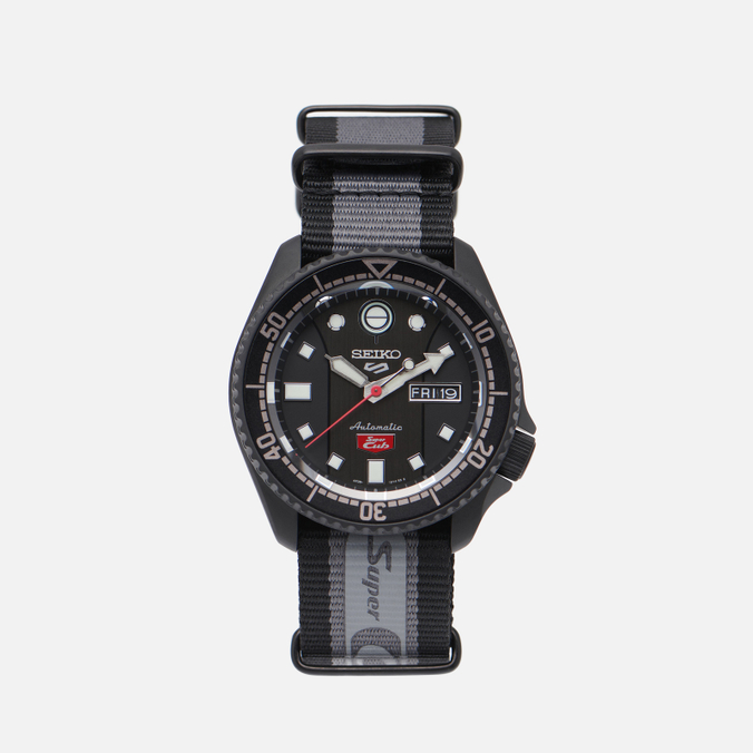 Наручные часы Seiko 5 Sports SRPJ75K1