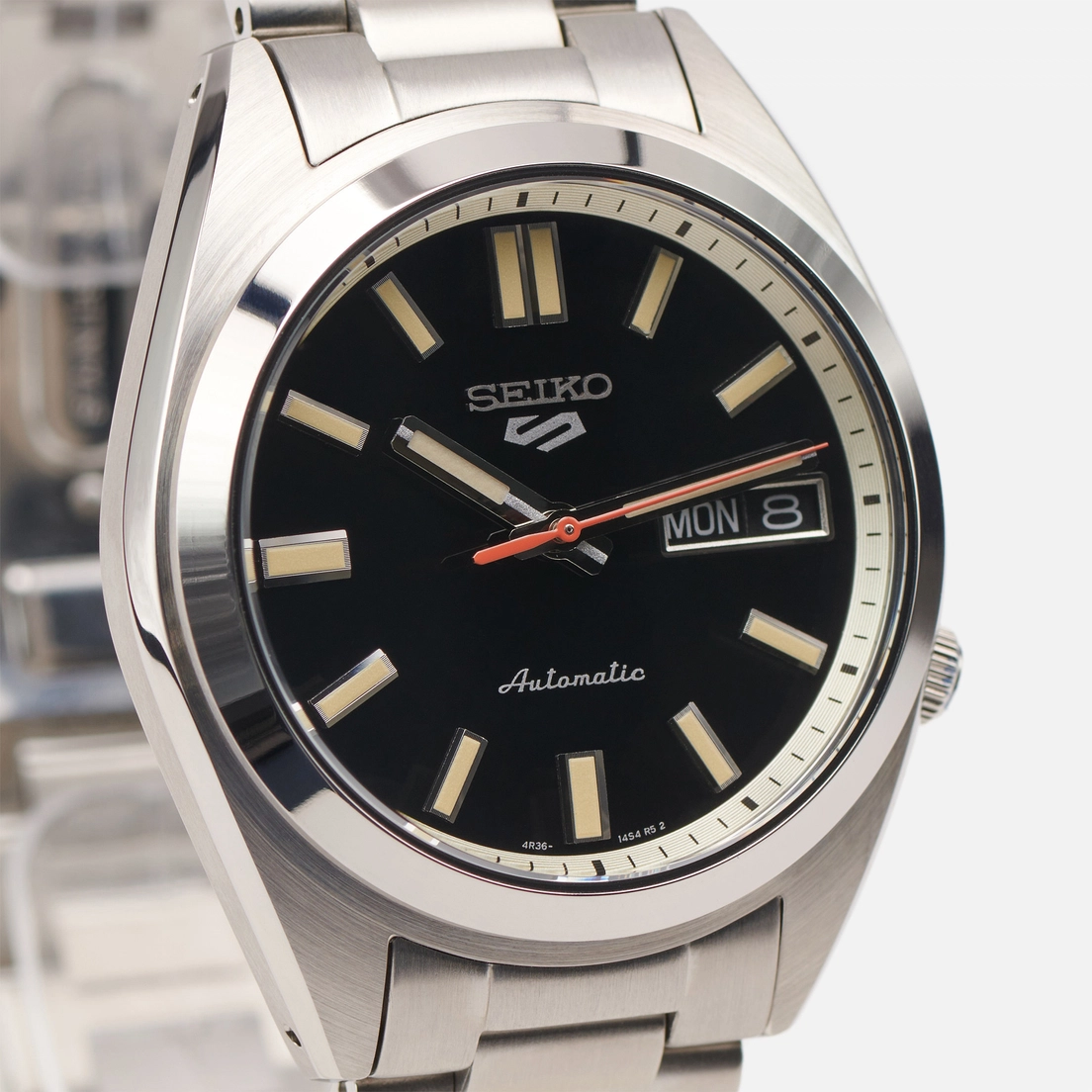Seiko Наручные часы 5 Sports SRPK89K1