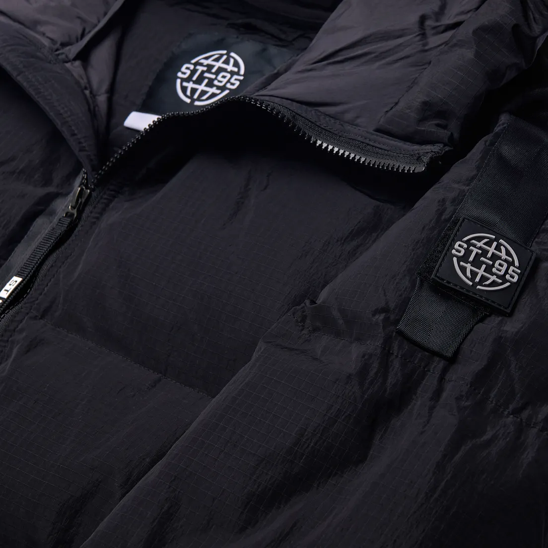 ST-95 Мужской пуховик Hooded Puffer