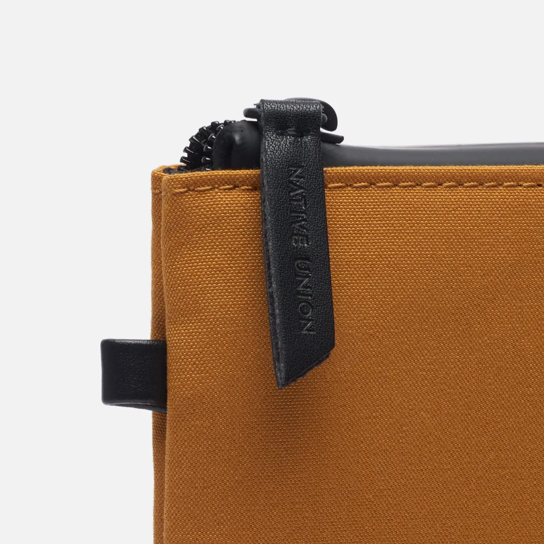 Native Union Чехол Stow Lite Macbook 16