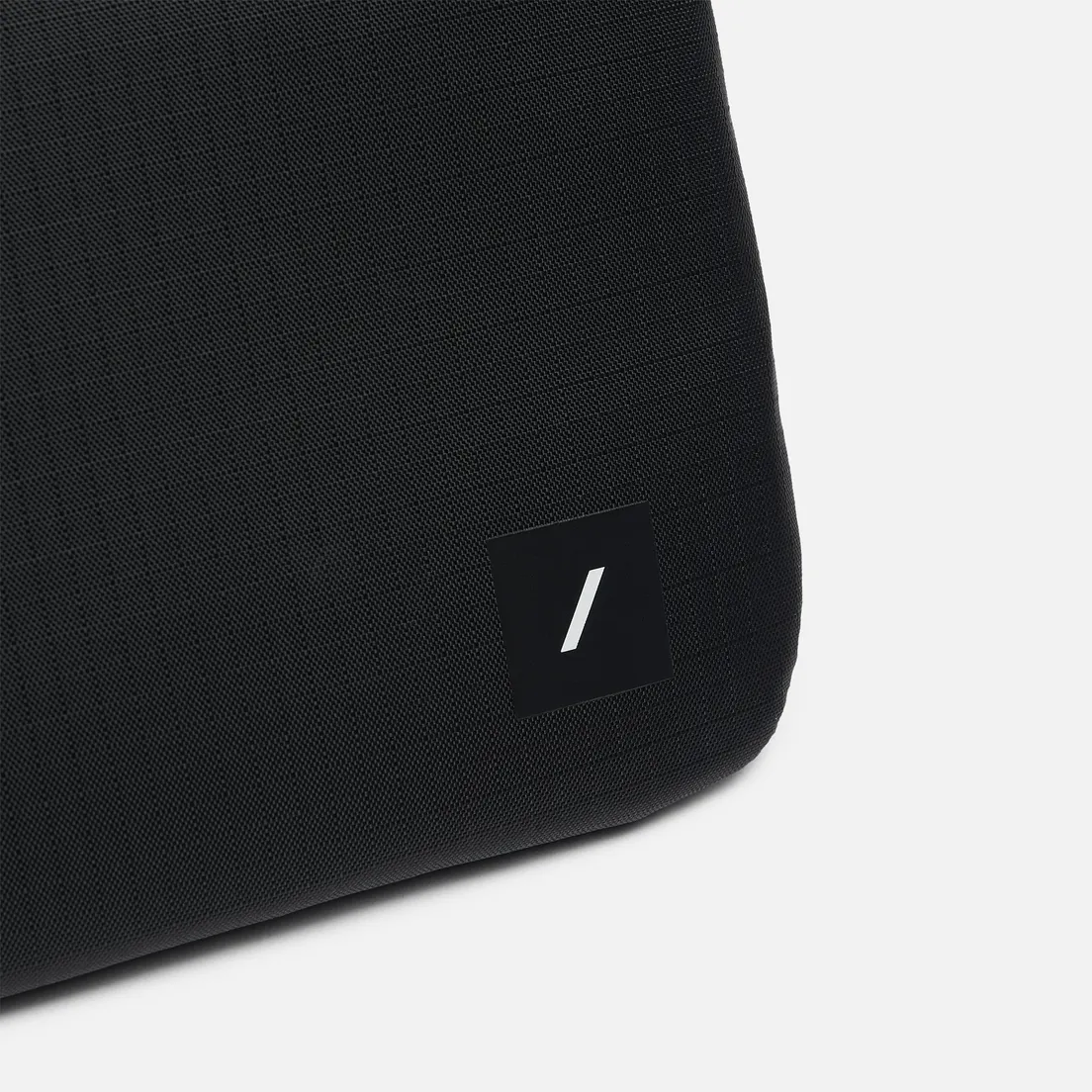 Native Union Чехол Stow Ultralight Sleeve MacBook 13