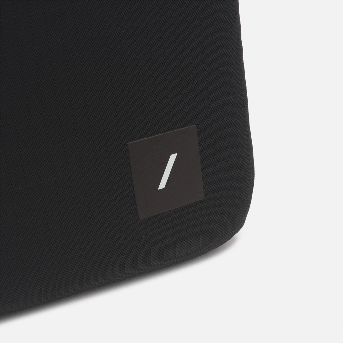 Native Union Чехол Stow Ultralight Sleeve MacBook 15