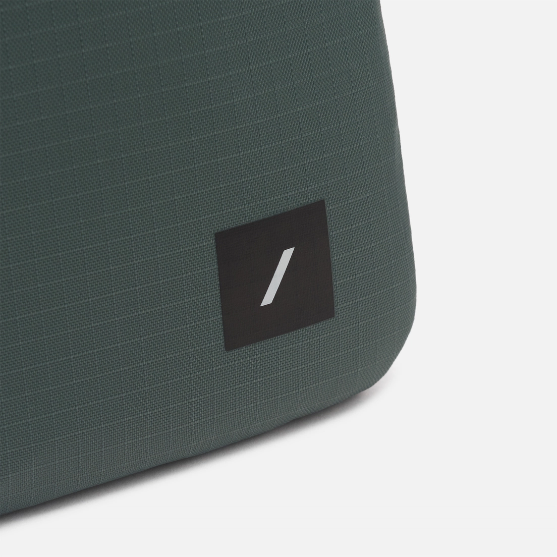 Native Union Чехол Stow Ultralight Sleeve MacBook 16