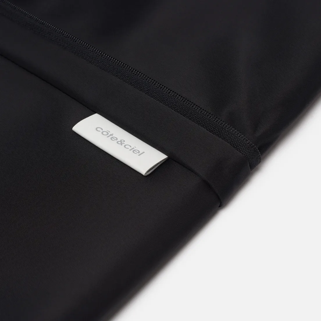 Cote&Ciel Сумка Zaan Sleek Nylon