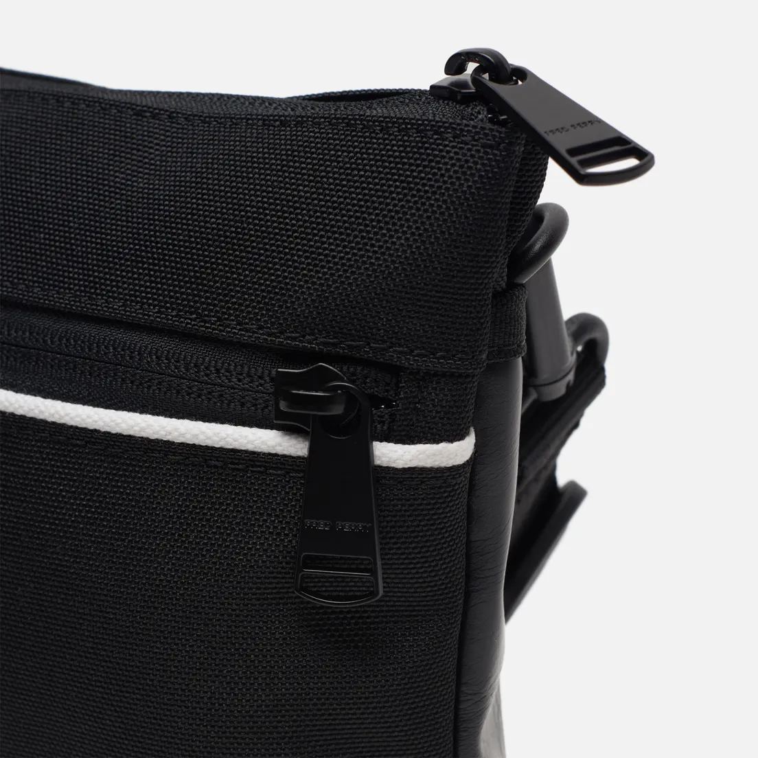 Fred Perry Сумка Graphic Panel Flat Cross Body