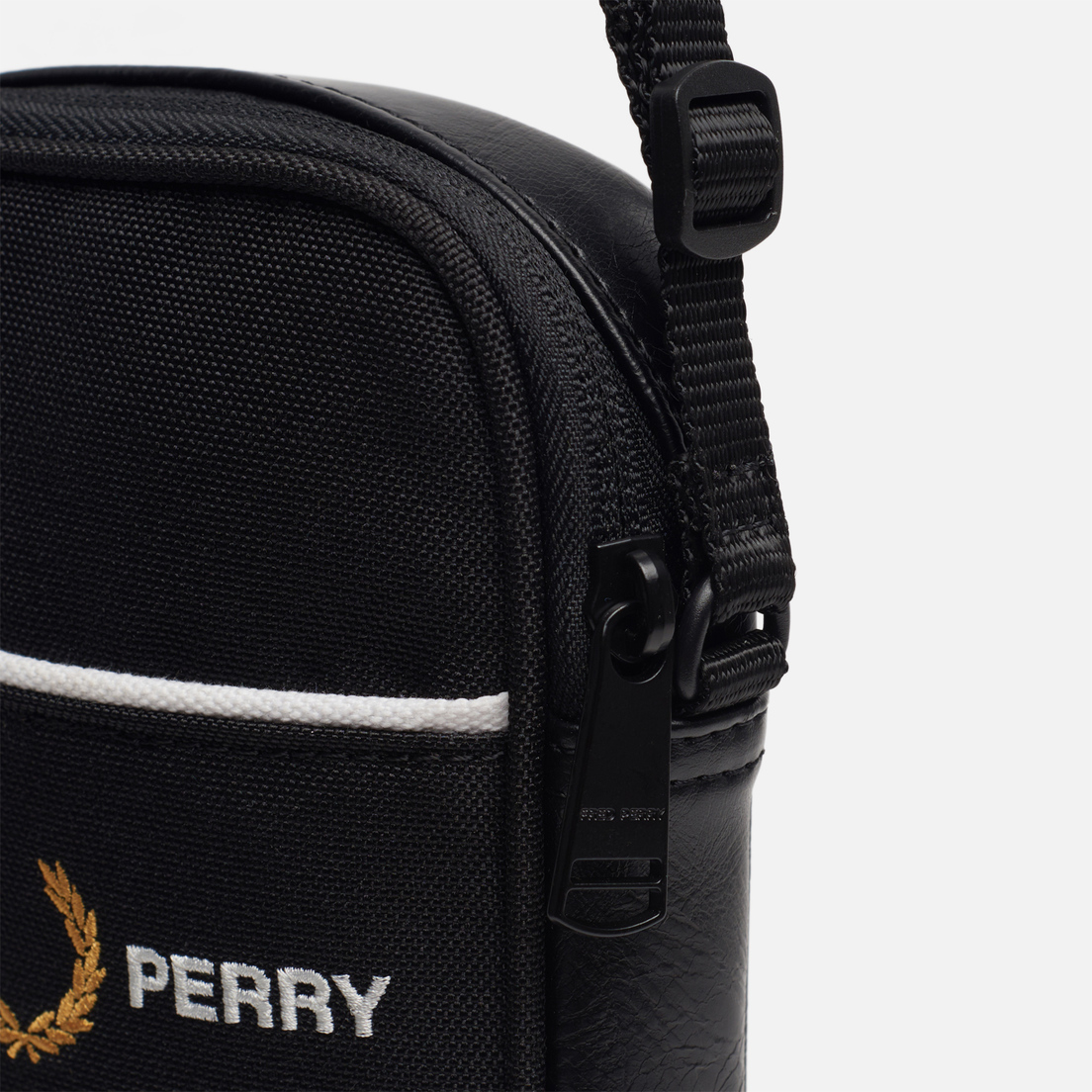 Fred Perry Сумка Graphic Panel Small