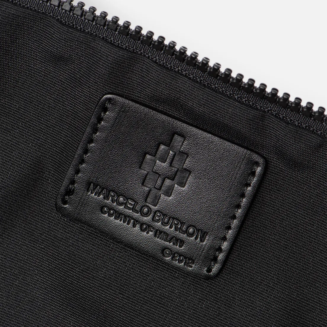 Marcelo Burlon Сумка на пояс All Over Sketches Fanny Pack