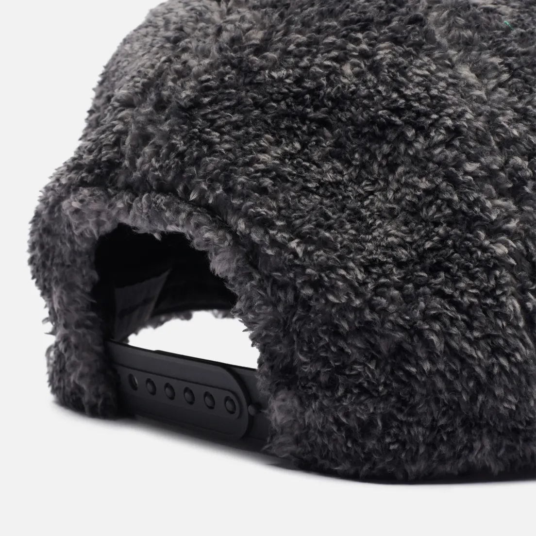 thisisneverthat Кепка Long Pile Fleece