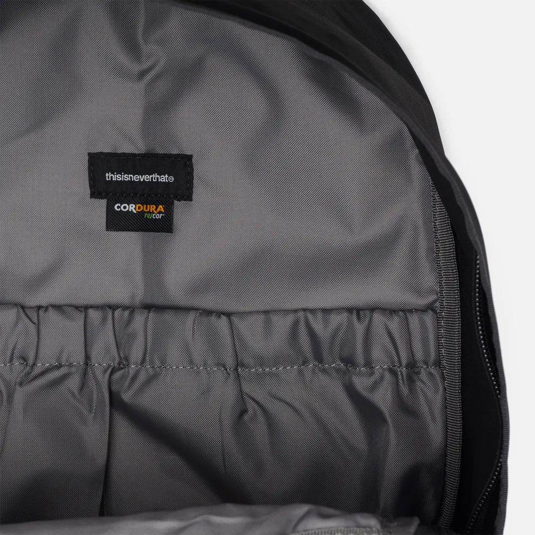 thisisneverthat Рюкзак Leicht Daypack