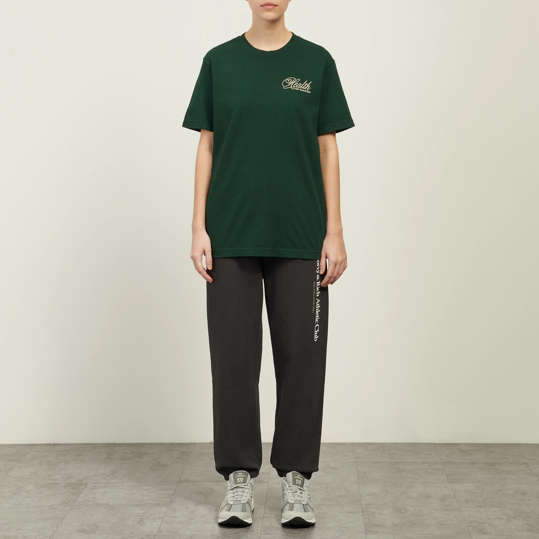 Sporty & Rich Женская футболка Health Script