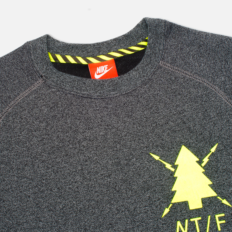 Nike Мужская толстовка Track And Field Asymmetrical Crew