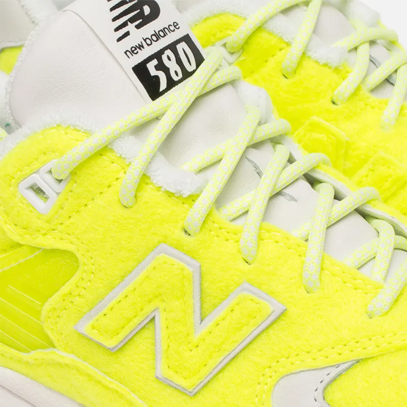 New Balance Мужские кроссовки x Mita Sneakers The Battle Surfaces MRT580