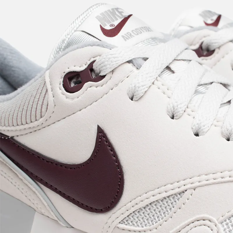 Nike Мужские кроссовки Air Odyssey