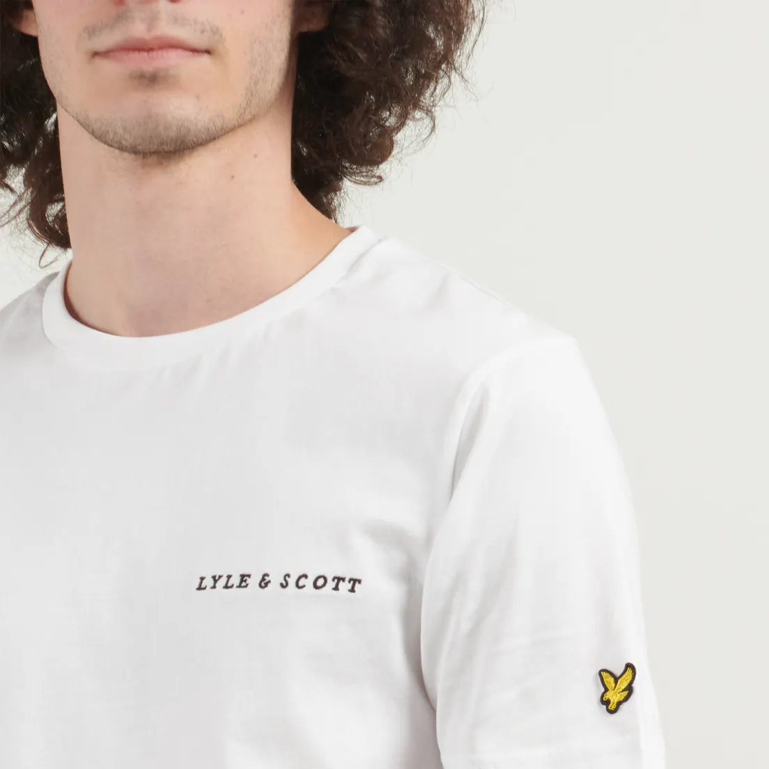 Lyle & Scott Мужская футболка Embroidered Script Logo Regular Fit