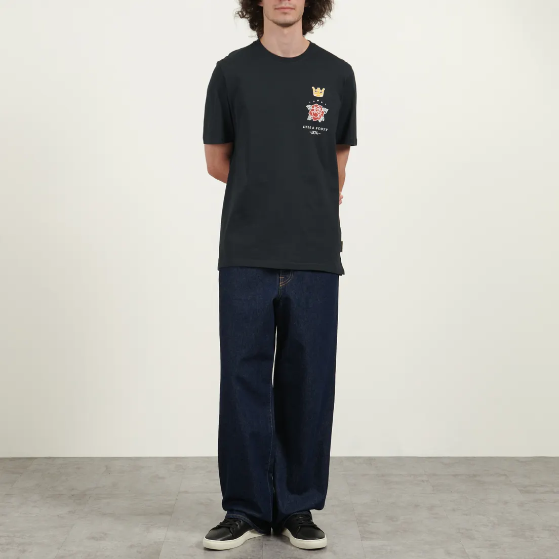 Lyle & Scott Мужская футболка Rose And Crown Graphic