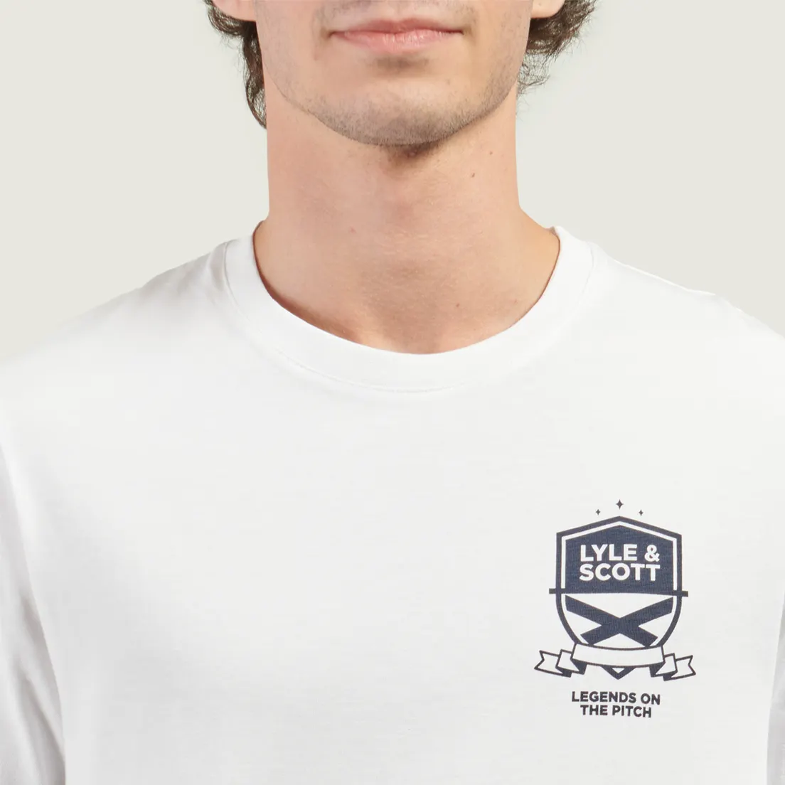 Lyle & Scott Мужская футболка Legends On The Pitch Graphic