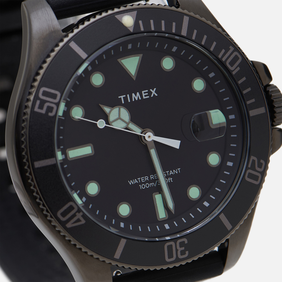 Timex Наручные часы City