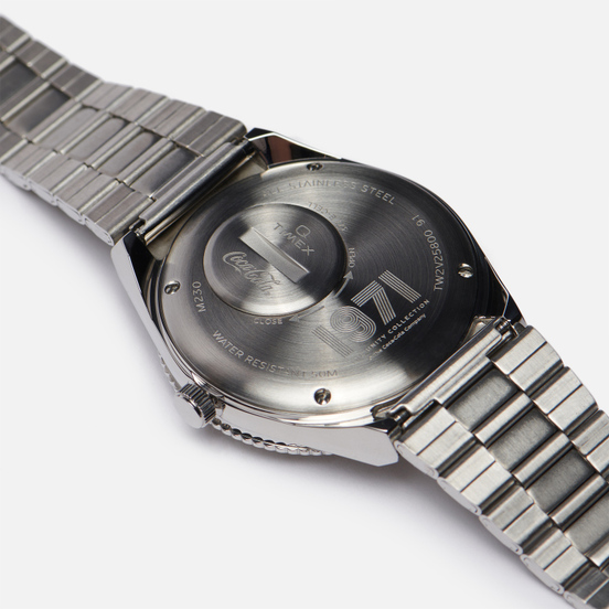 Наручные часы Timex x Coca-Cola Q Diver Stainless Steel/Cream