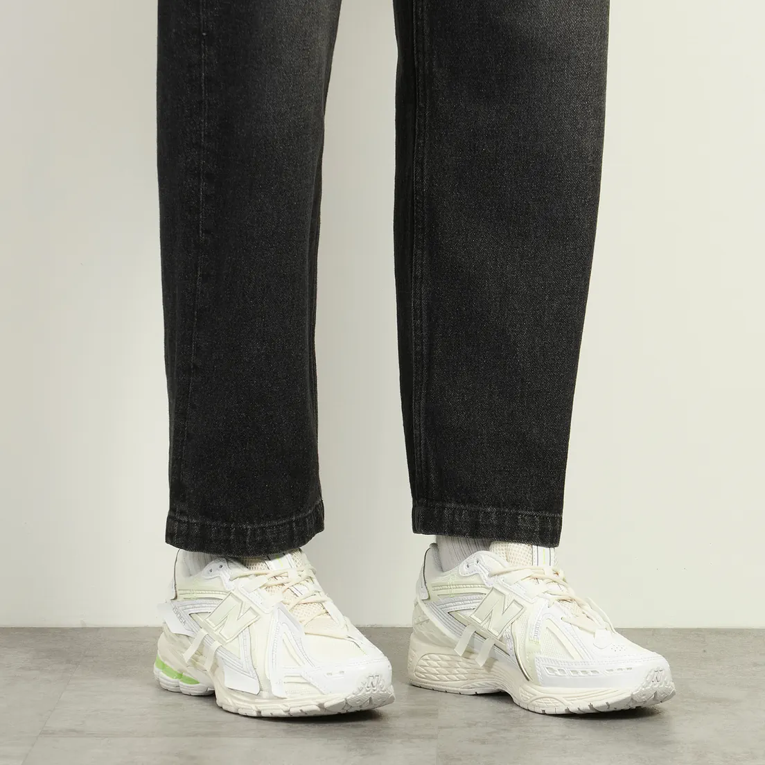 New Balance Кроссовки U1906AE