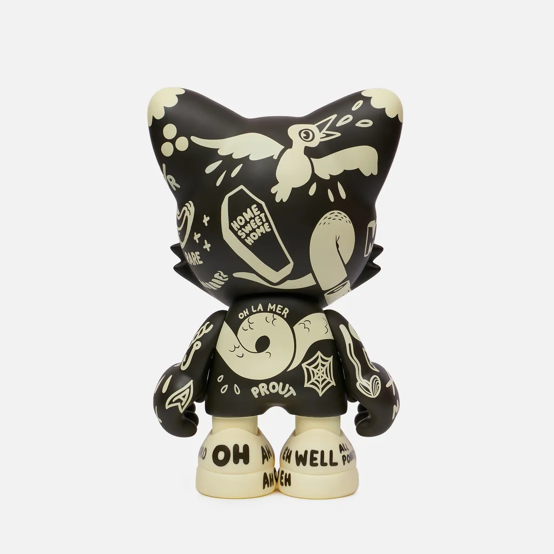 SUPERPLASTIC Игрушка Oh-No Blackout UberJanky by McBess