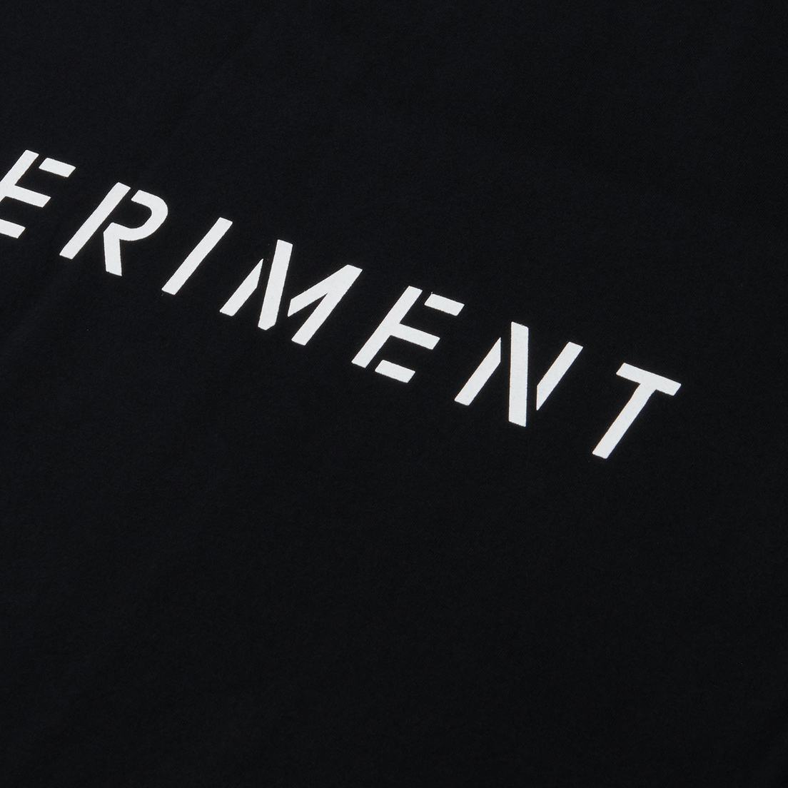 uniform experiment Мужская футболка Authentic Stencil Logo Wide