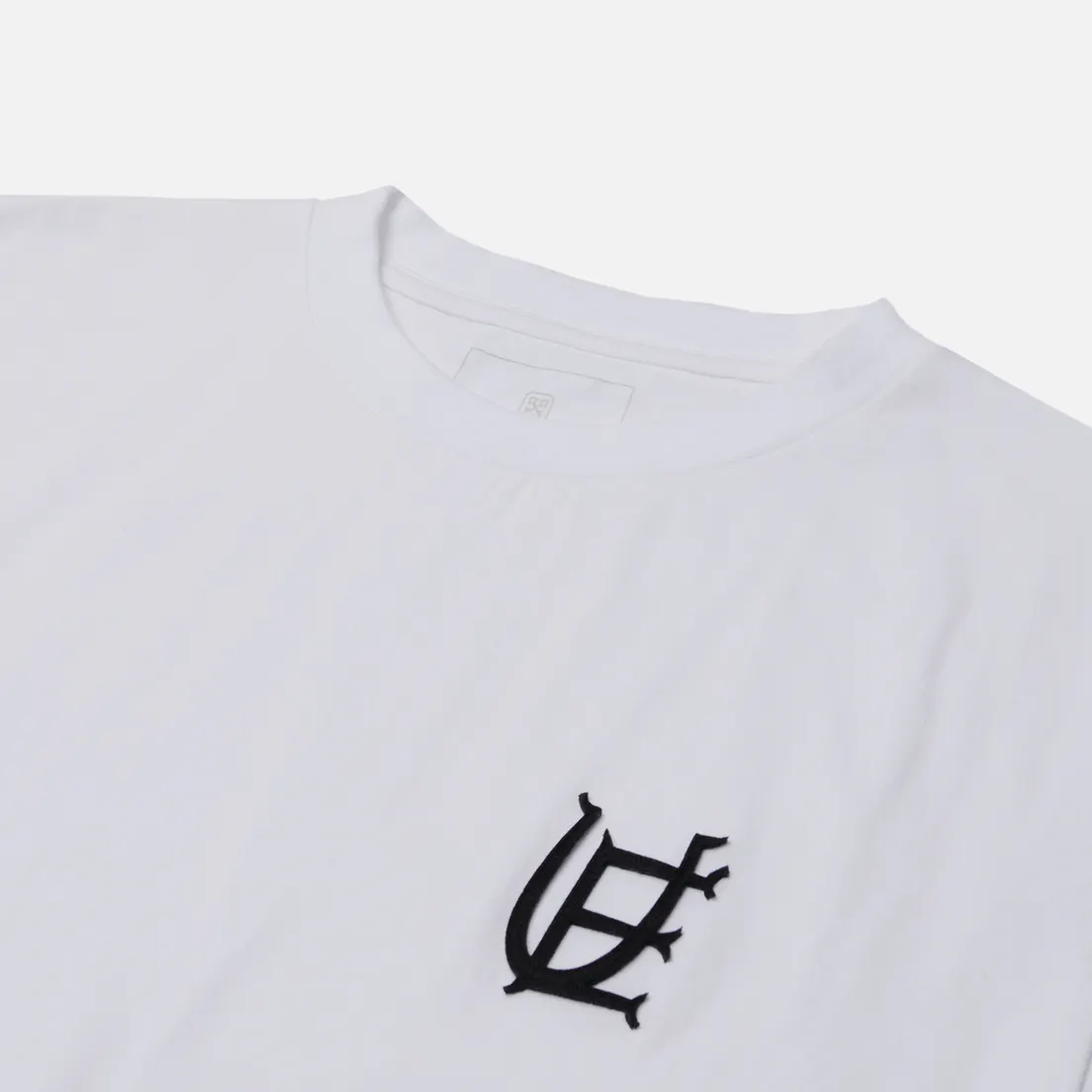 uniform experiment Мужская футболка Authentic Logo Wide