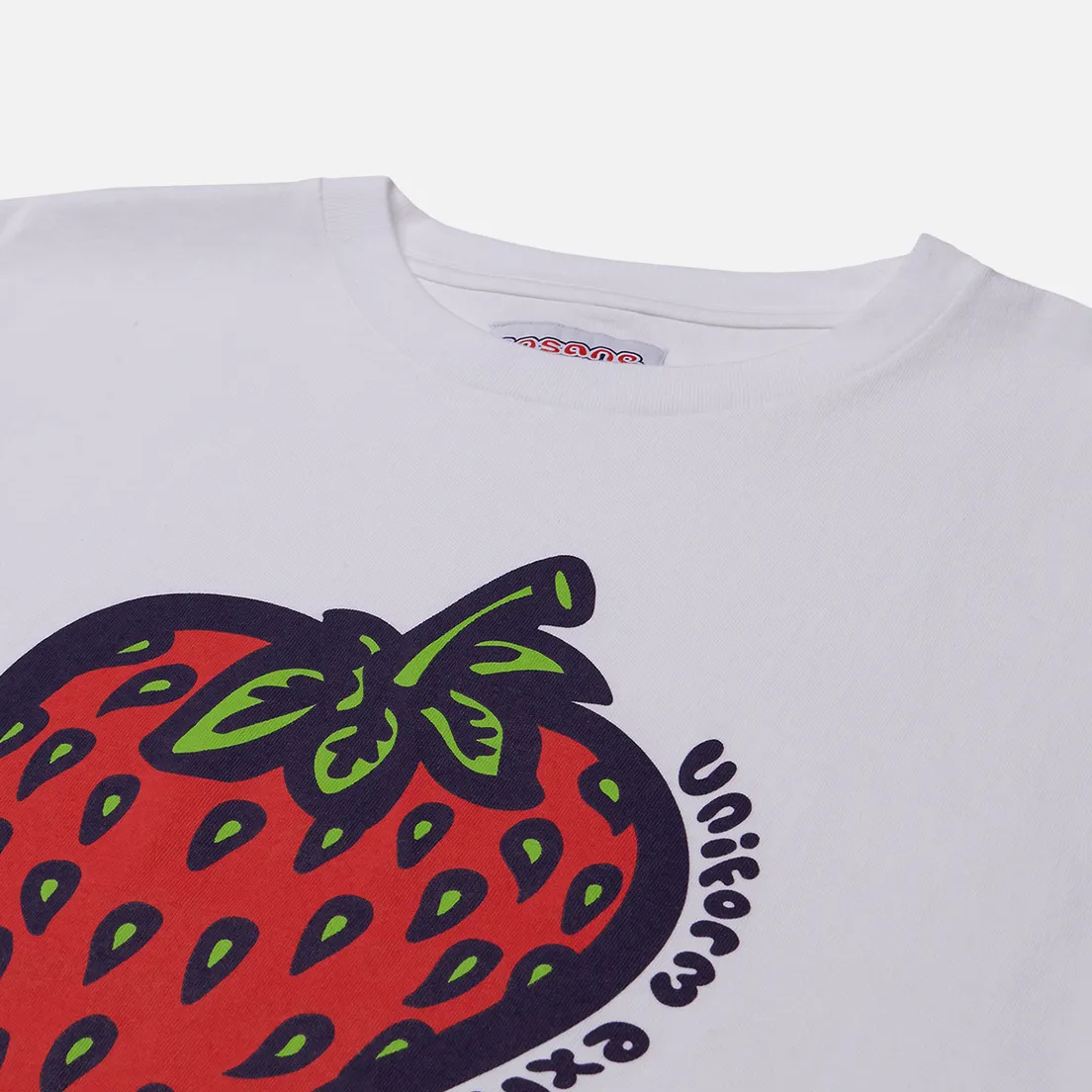uniform experiment Мужская футболка Insane Wide Strawberry