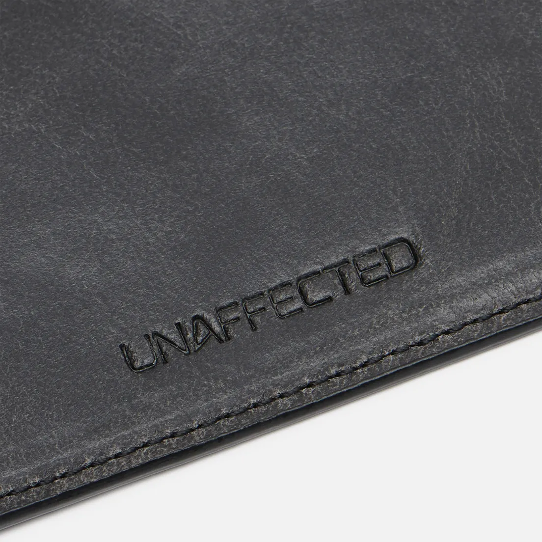 UNAFFECTED Держатель для карт Wavy