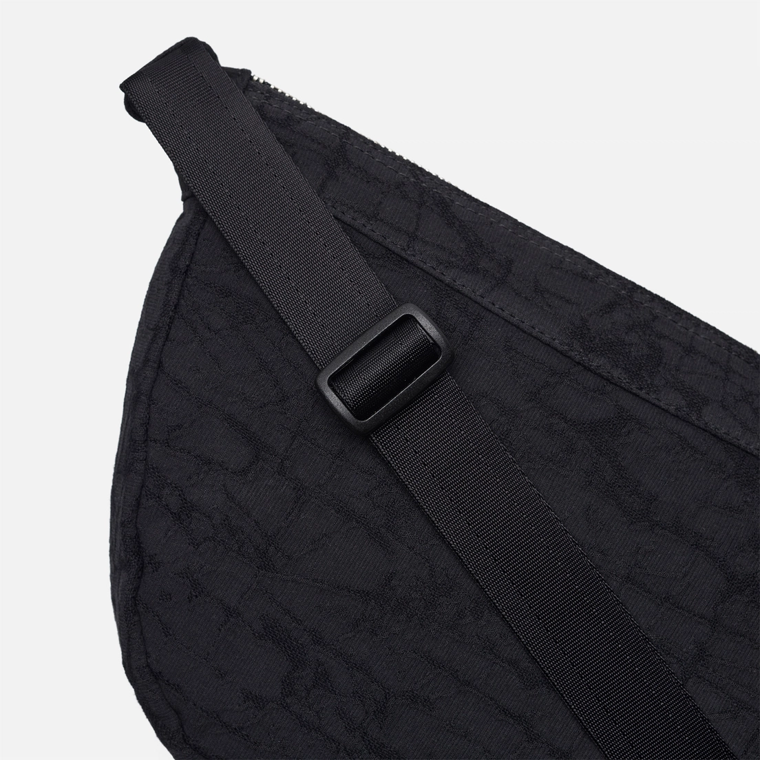 UNAFFECTED Сумка на пояс Logo Body Cross