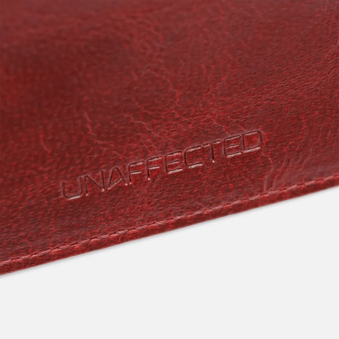 UNAFFECTED Держатель для карт Wavy Engraved Logo