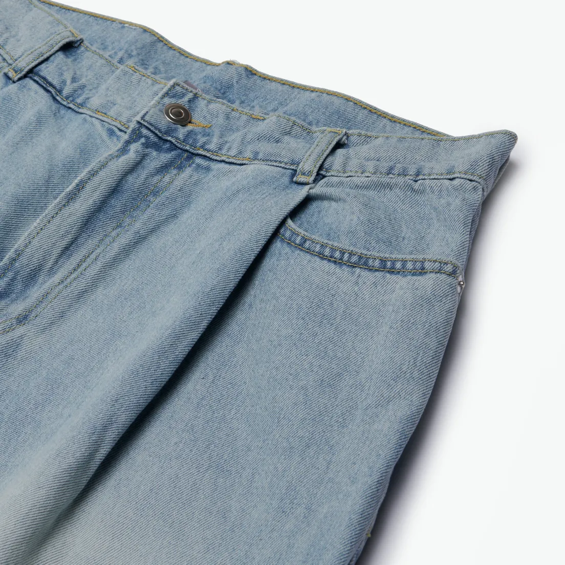 UNAFFECTED Мужские джинсы One Tuck Wide Denim 23FW