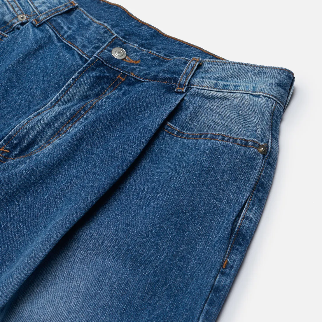 UNAFFECTED Мужские джинсы One Tuck Wide Denim SS24