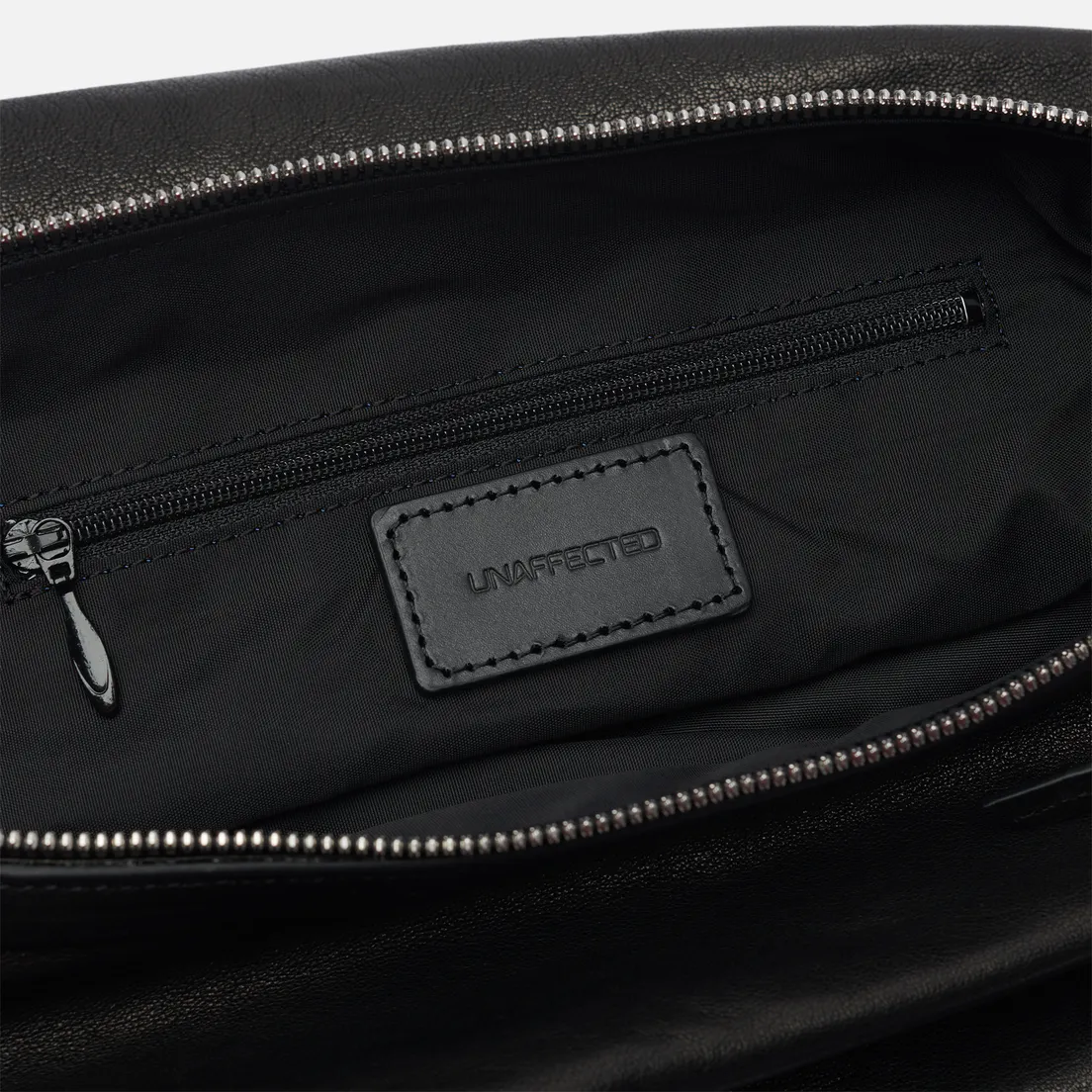 UNAFFECTED Сумка на пояс Vegetable Leather