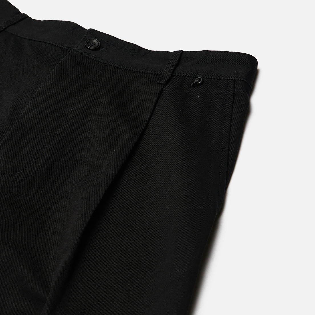 UNAFFECTED Мужские брюки Raw Edged Cut Chino