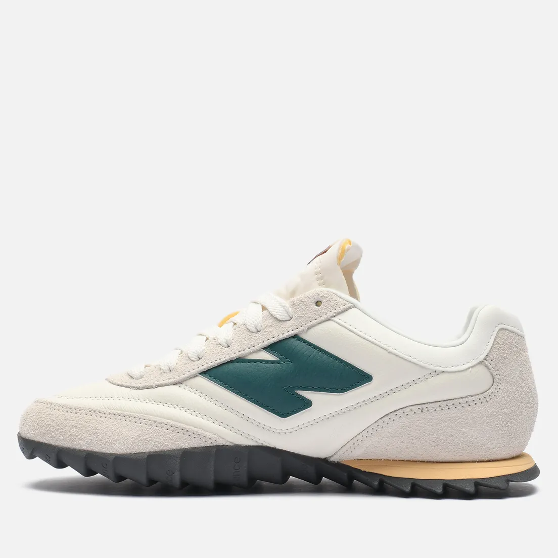 New Balance Кроссовки RC30